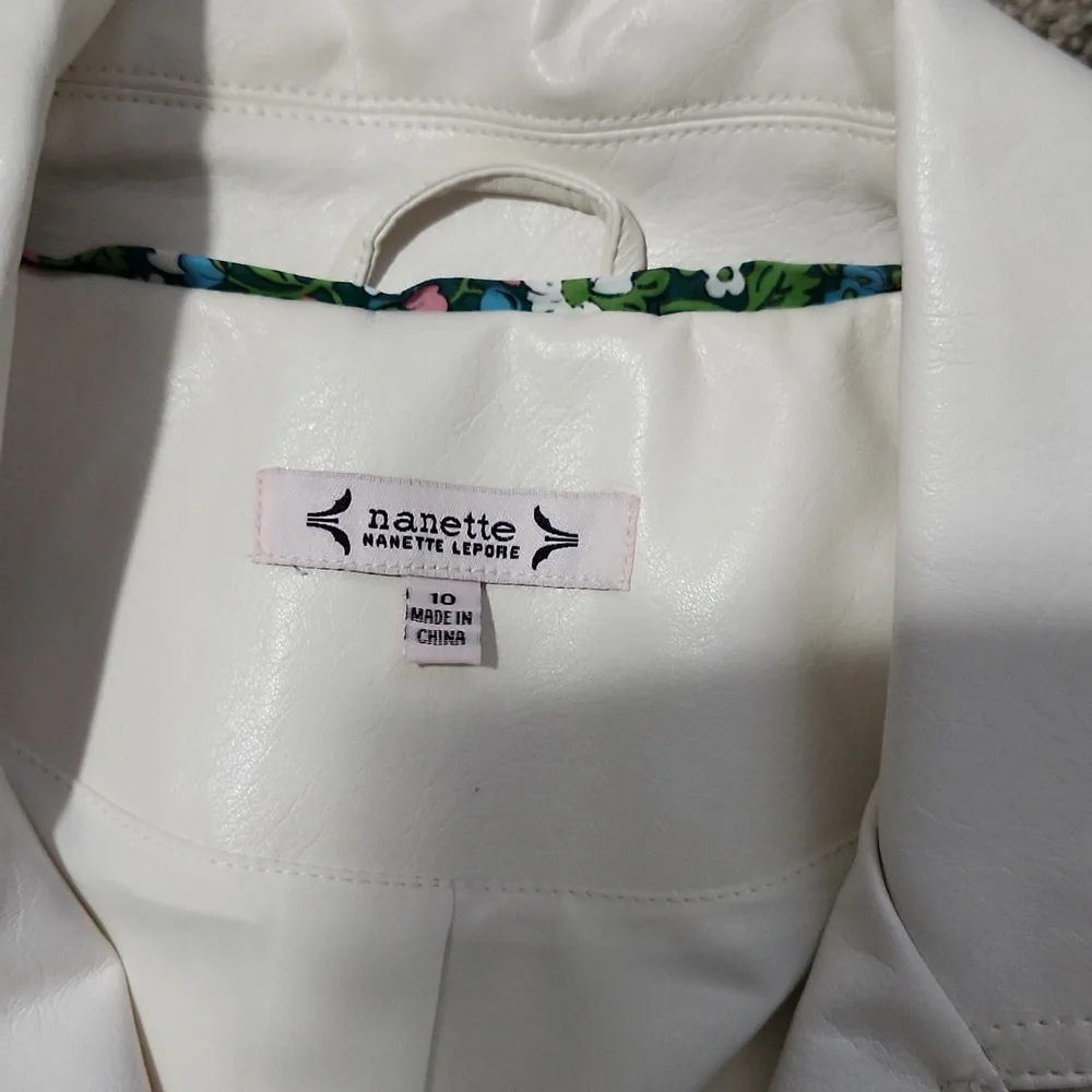 Jacket - Picture 7 of 11